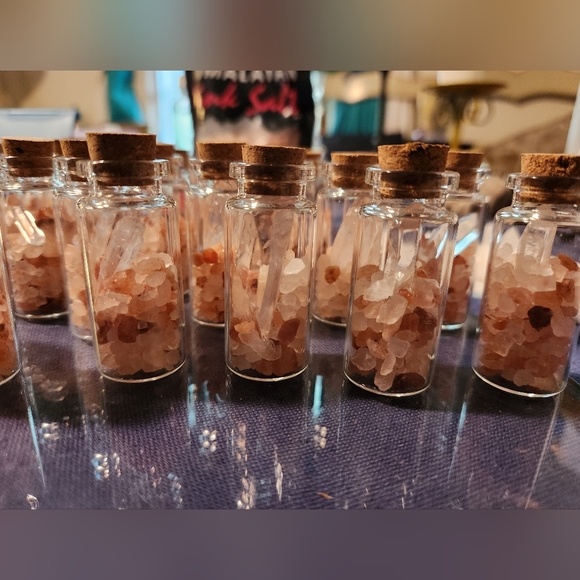 Super Full Blue Moon Reiki Quartz Crystal Spell Jar for Balancing and Grounding - Picture 4 of 11